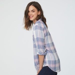 Beach Lunch Lounge • Plaid Top